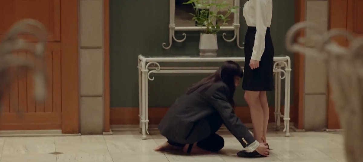 t7e29's tweet image. احلى و الطف محامية بالتاريخ😩🫂🤎🤎🤎 #Honour