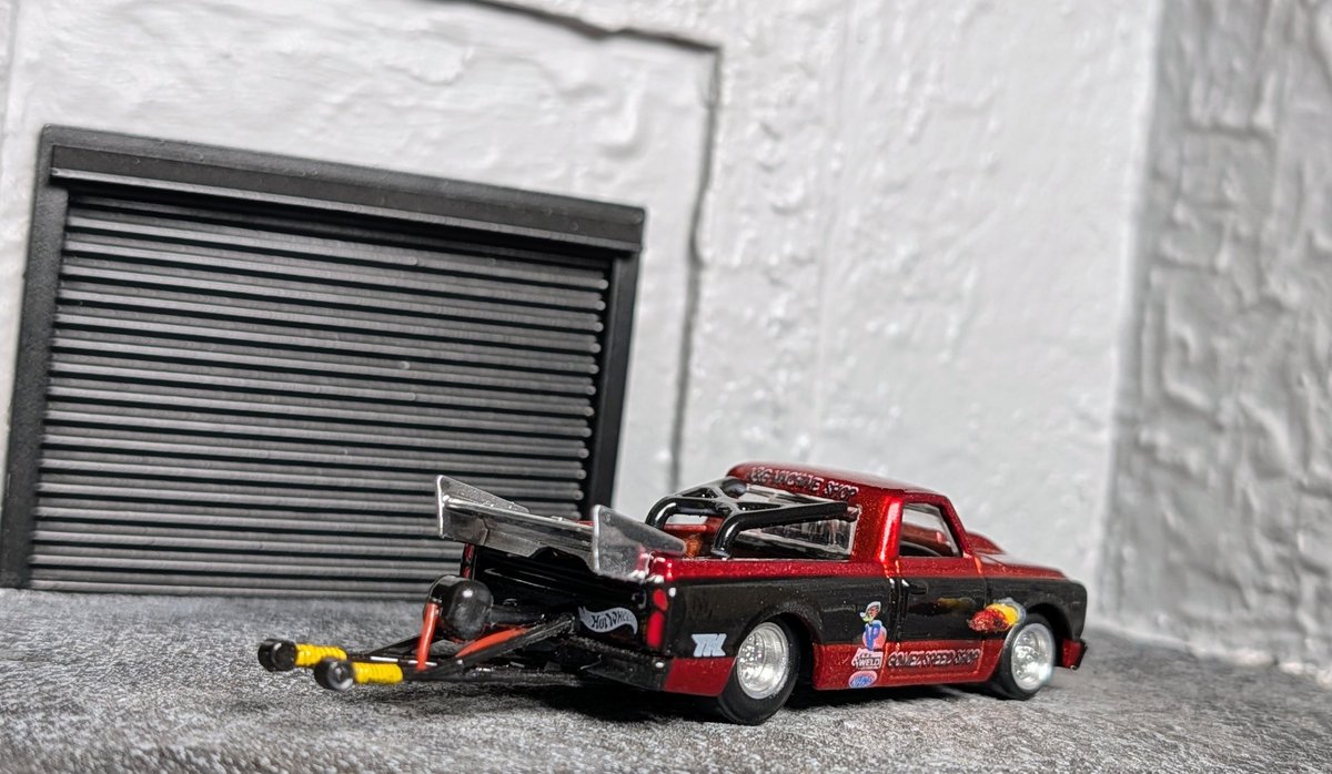 jwfanep's tweet photo. #hotwheels #custom #c10 #164scale https://t.co/hlLWej0Lf2