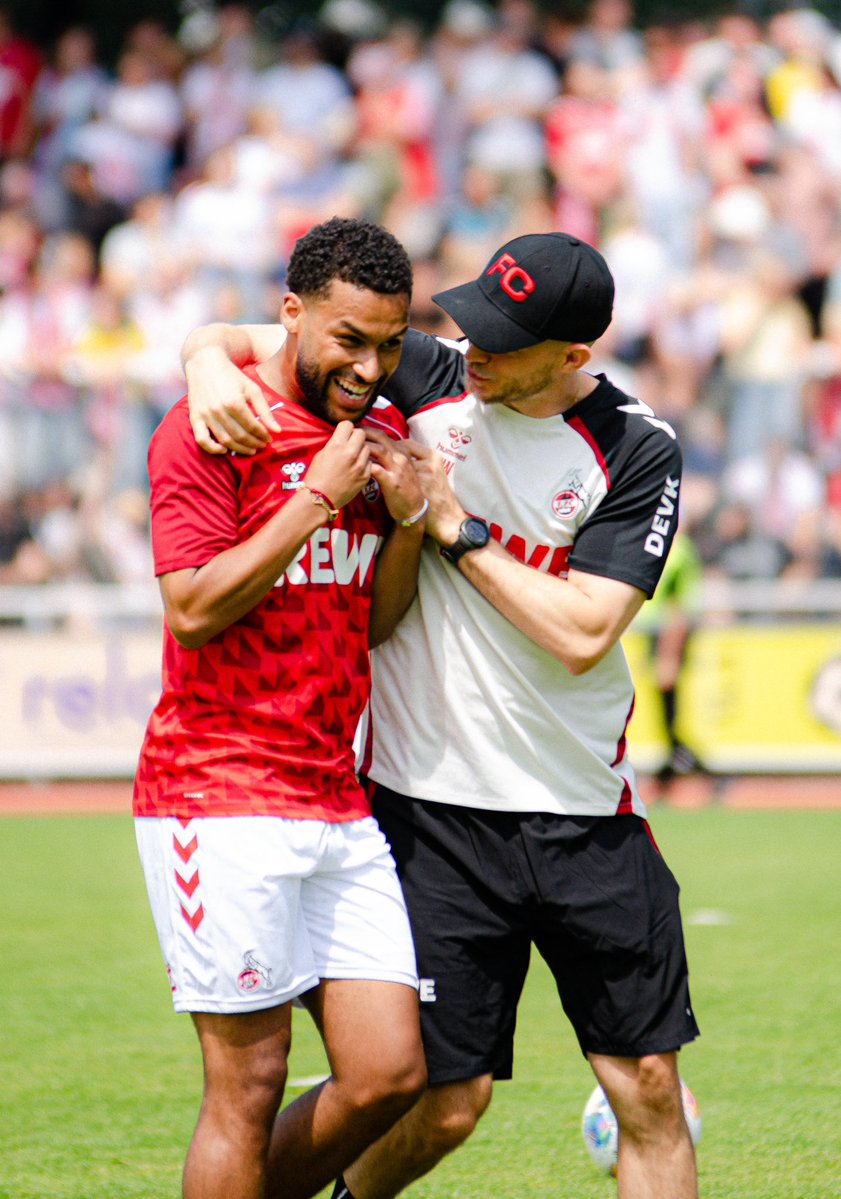 ǝɔɹoɟɹı̣ɐ 🇧🇦 tweet media