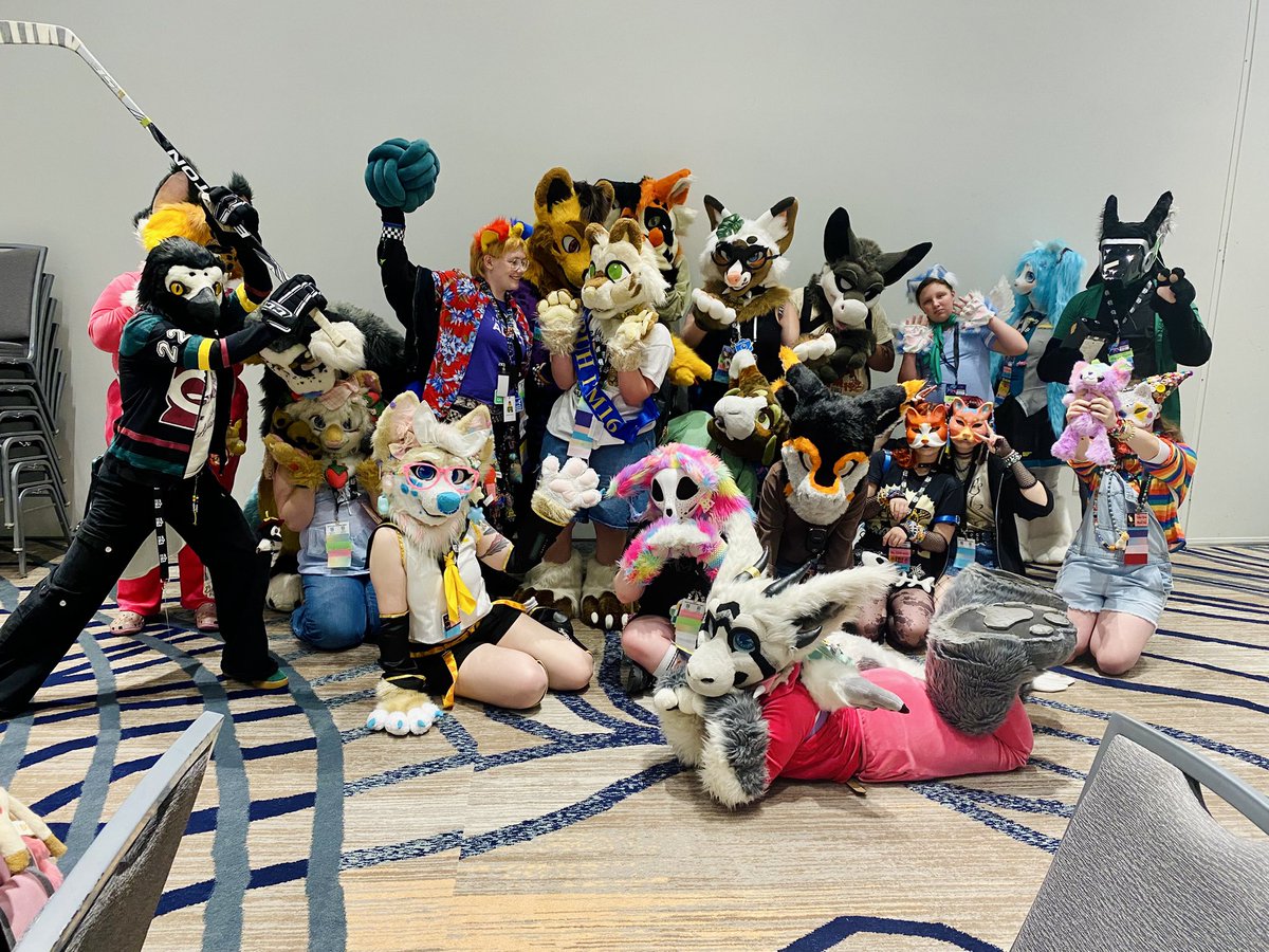 💗✨🧁CC The Corgi🧁✨💗 tweet media