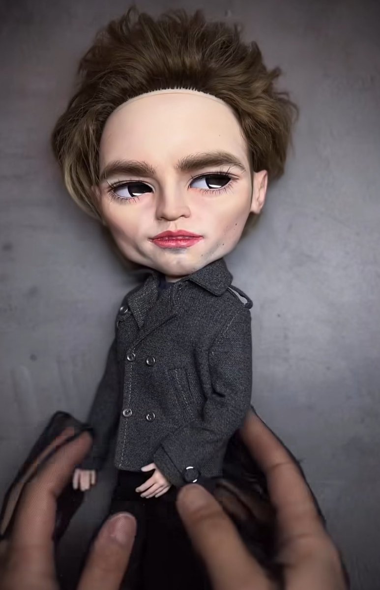 publicly egg tweet media