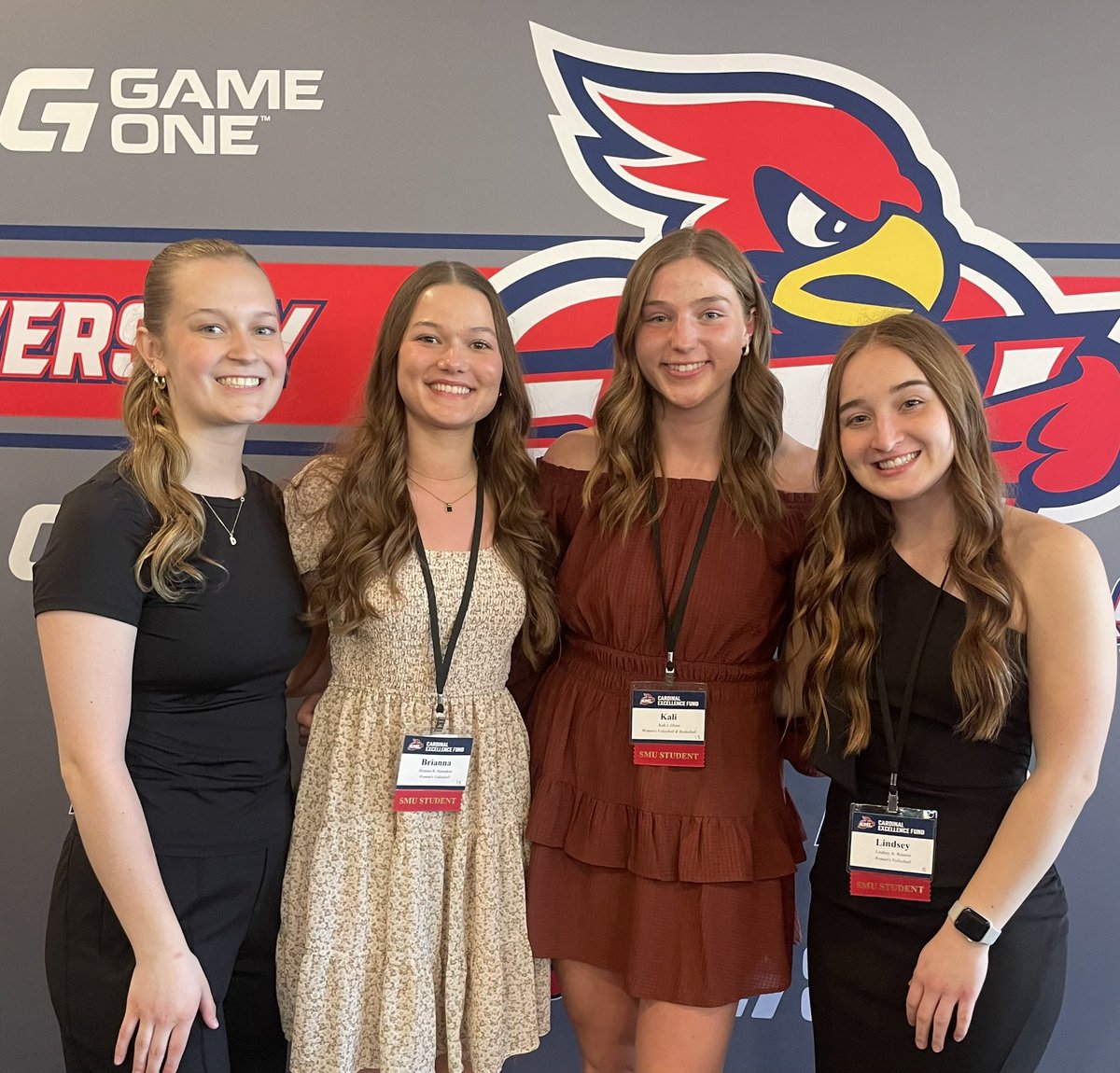 Saint Mary’s University Volleyball tweet media