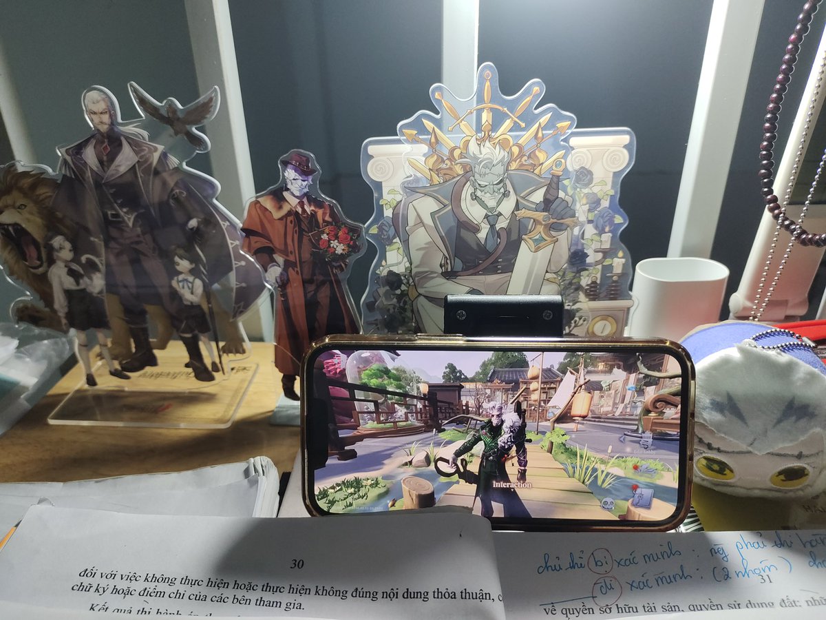 TrngPhc47652692's tweet photo. Every time I see Percy, it motivates me to study harder 🥰
I have a lot of "good Percy" but I'm out of room to decorate😑
#identityv #percyidv #idv #undeadidv #بيرسيد https://t.co/mQVjyvklOD