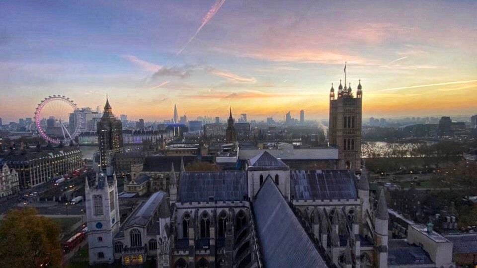 Westminster Abbey tweet media