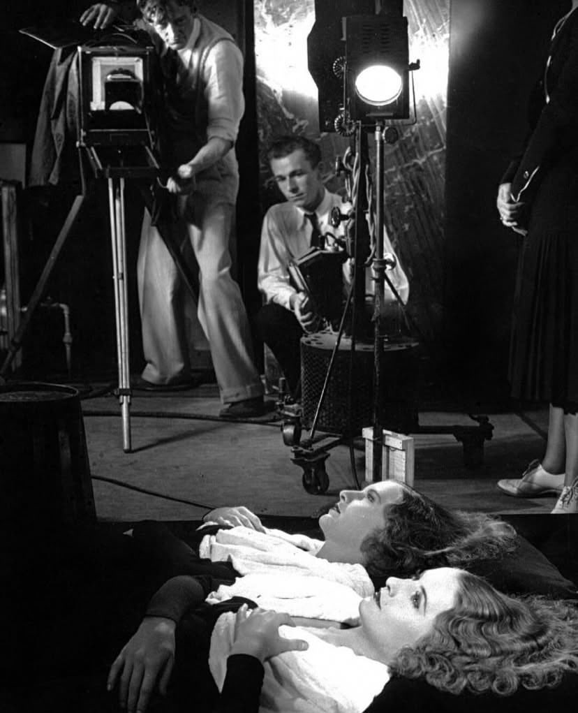 Barbara Stanwyck Archive tweet media