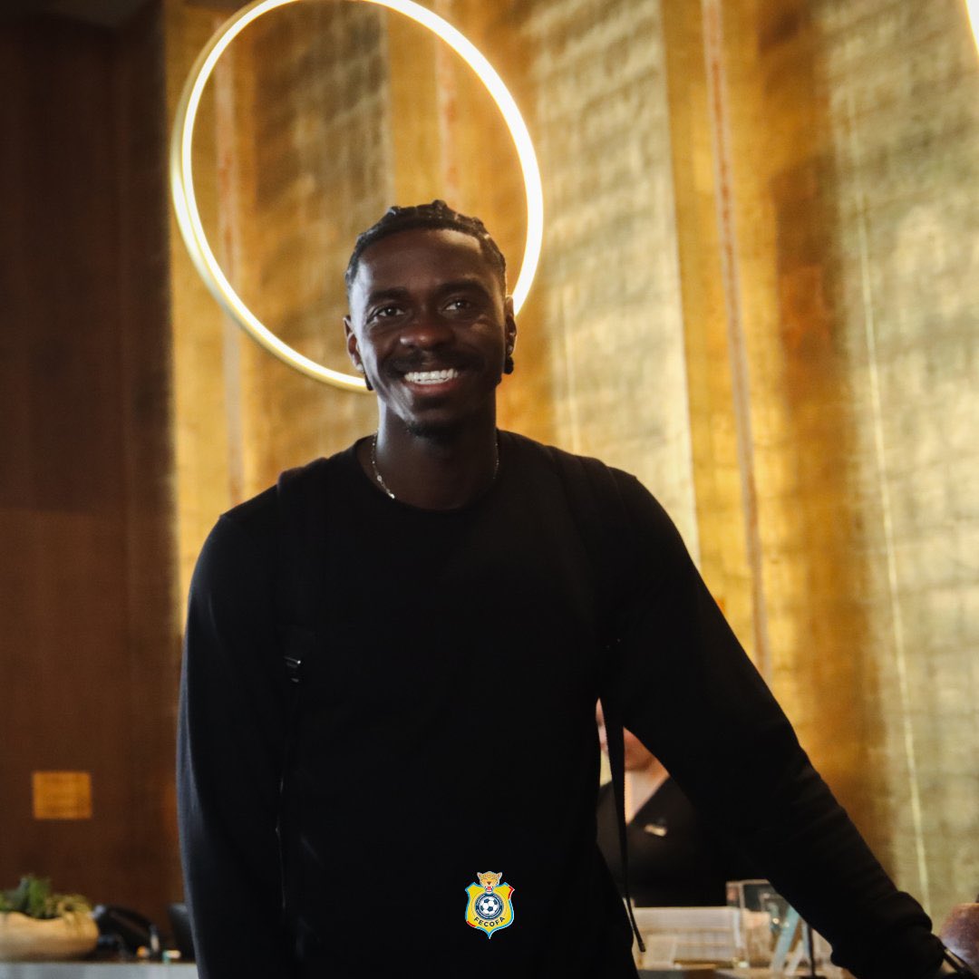 LeopardsDrc's tweet photo. Arrivée des Léopards au Mexique

On note la présence d’Axel Tuanzebe ainsi que le retour de Brian Bayeye. https://t.co/pE1agujZbT
