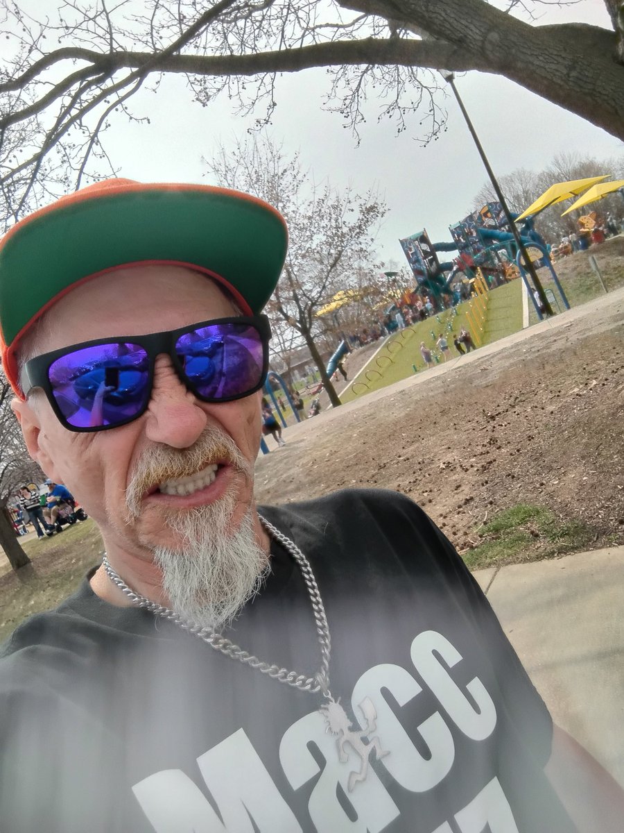 localclowncrew's tweet photo. Sunday Funday w the #gkid.... https://t.co/7dyB6p6oNU