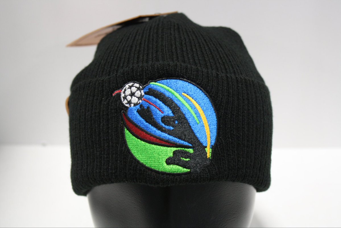 Modern Goalkeeper™️ tweet media