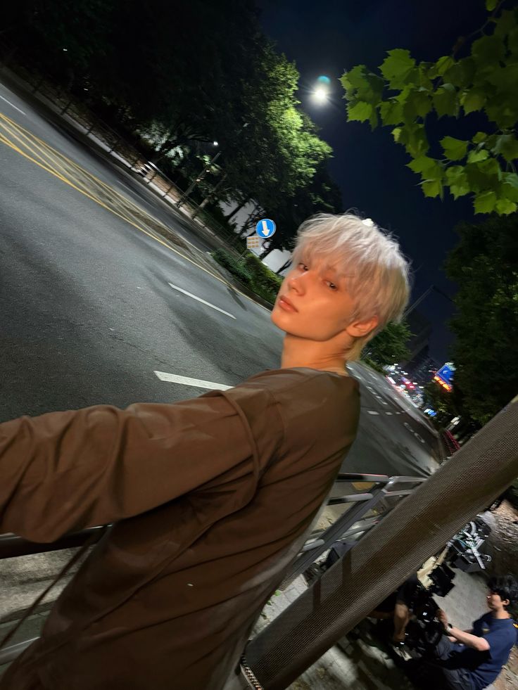 Elior ☆ tweet media