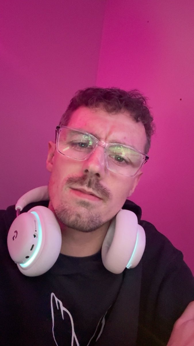 Dιmᥲsqᥙᥱ́ ✨ tweet media