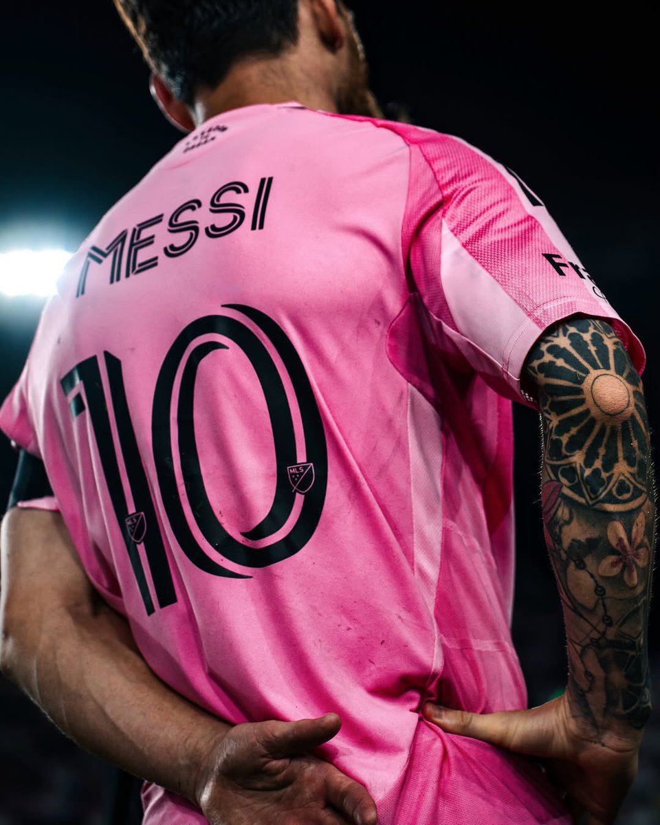 عمرو tweet media