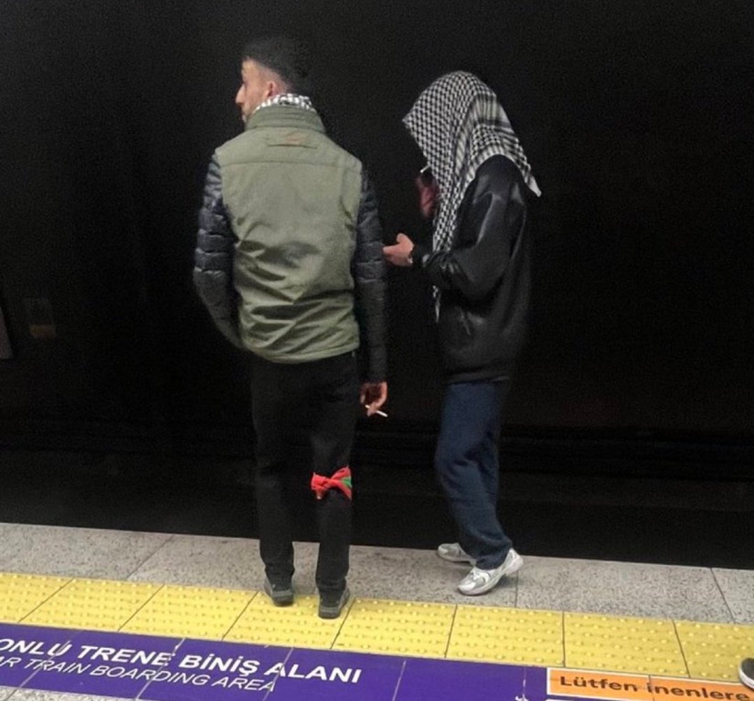 ×Liberta× tweet media