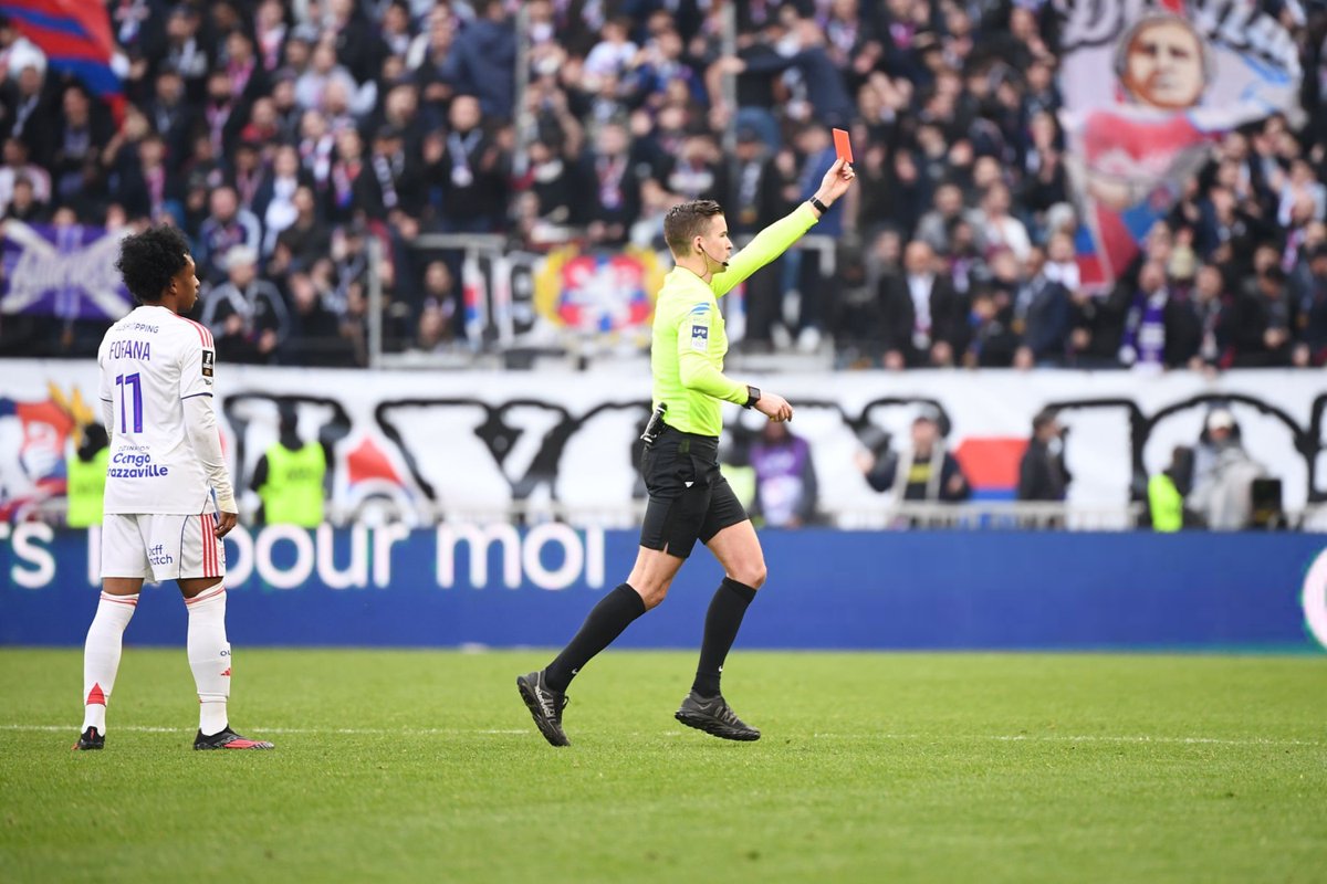 Instant Foot ⚽️ tweet media