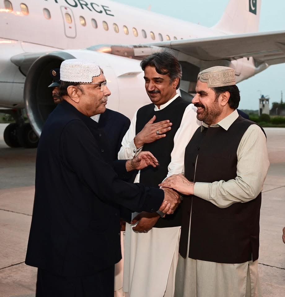 Mashallah Sain Syed Nasir Hussain Shah with Boss President Asif Ali Zardari ❤️