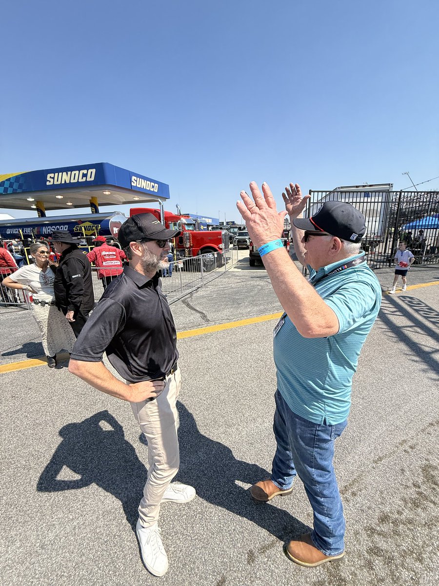 MastCast tweet media