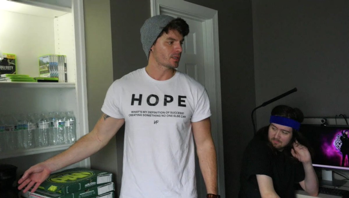 Nora Void tweet media