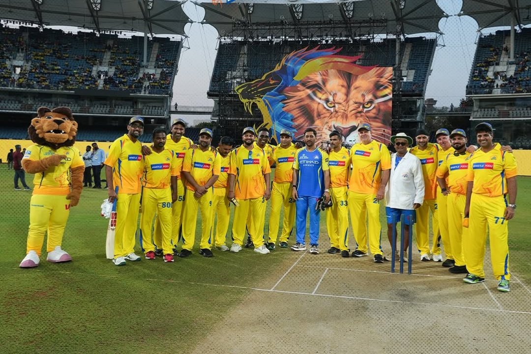 ZAFARAL40245722's tweet image. "From thrilling victories to unforgettable sixes, these legends have given CSK fans memories to last a lifetime. Honoring the stars who shaped the yellow army! 💛 #CSKFamily #IPLLegends"