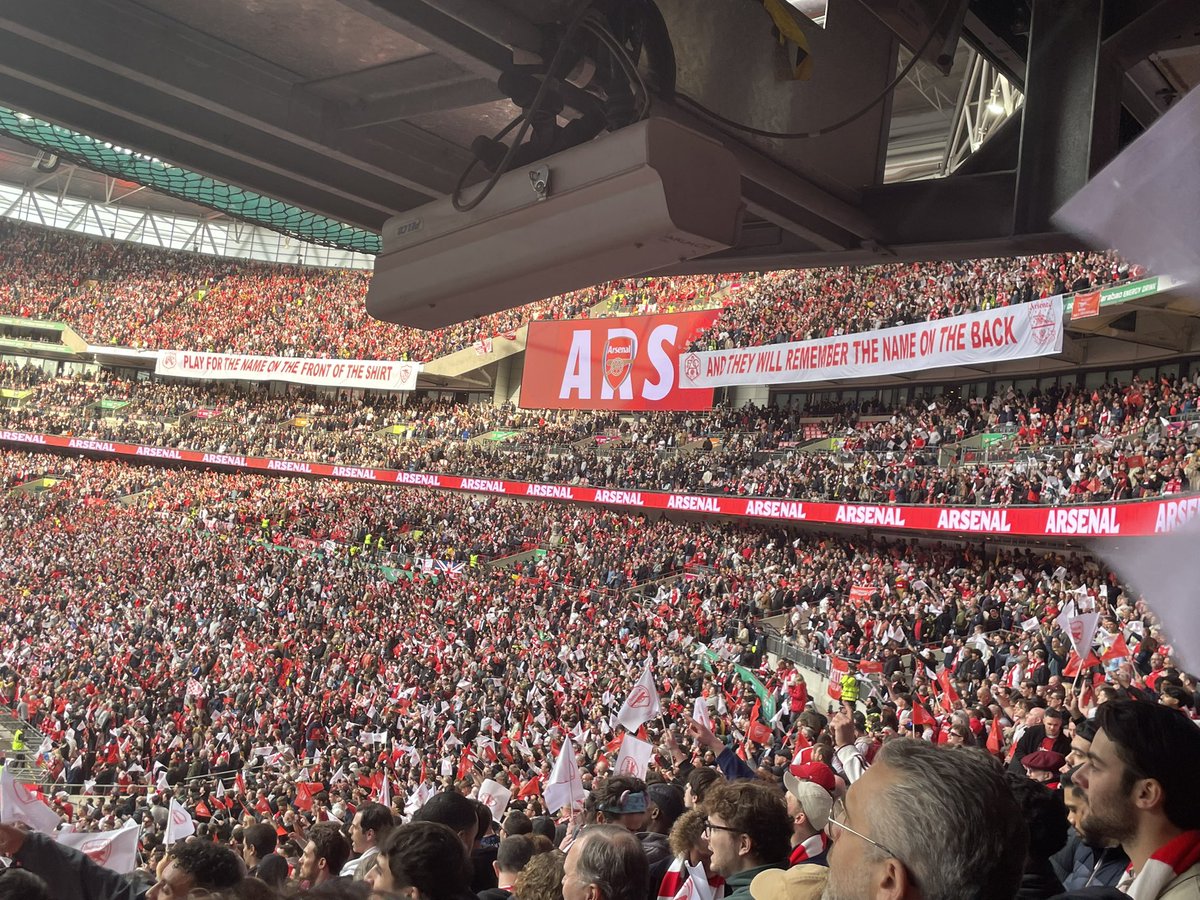 Arsenal Cannon Pics tweet media