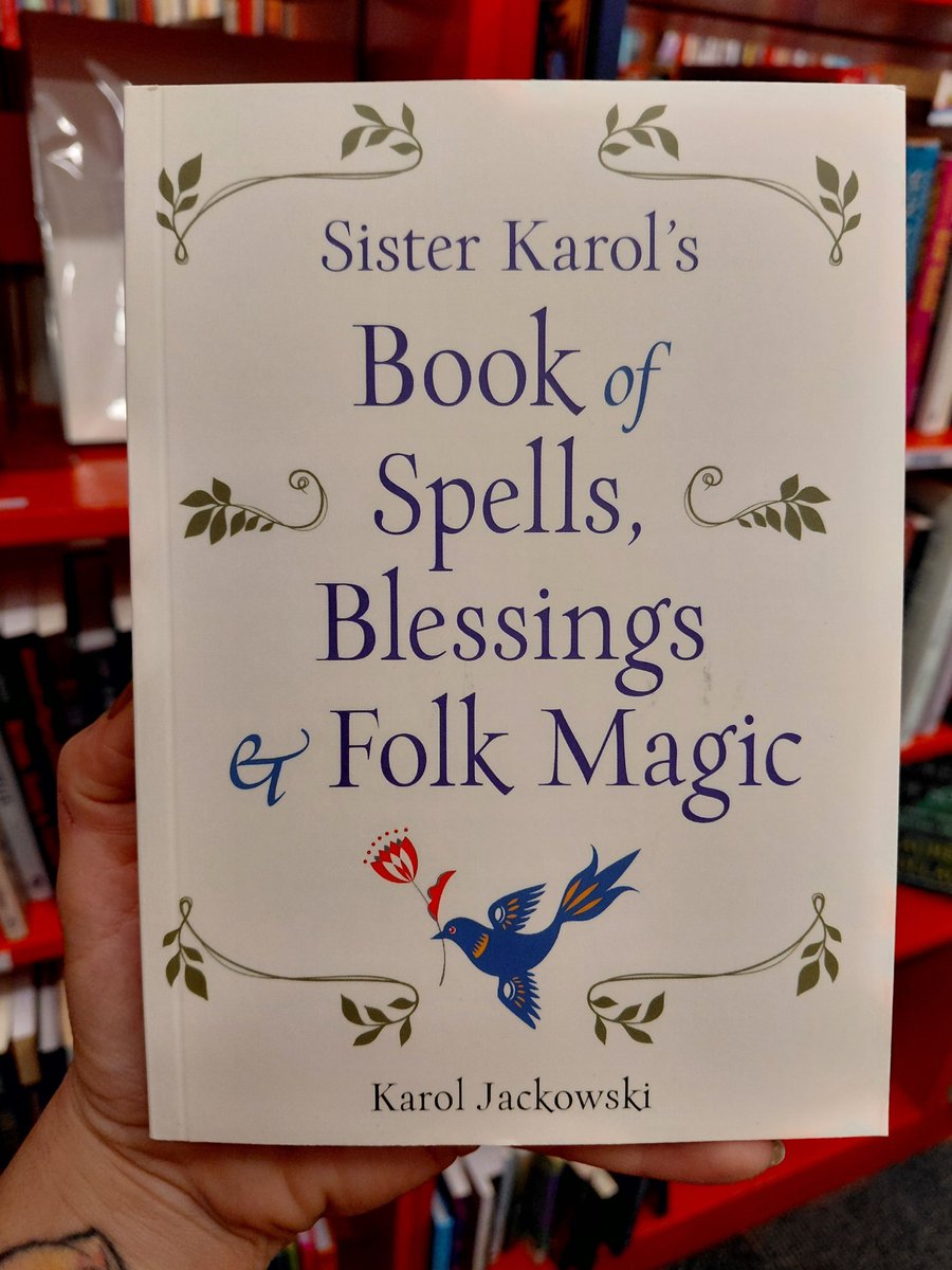 Bookmans tweet media