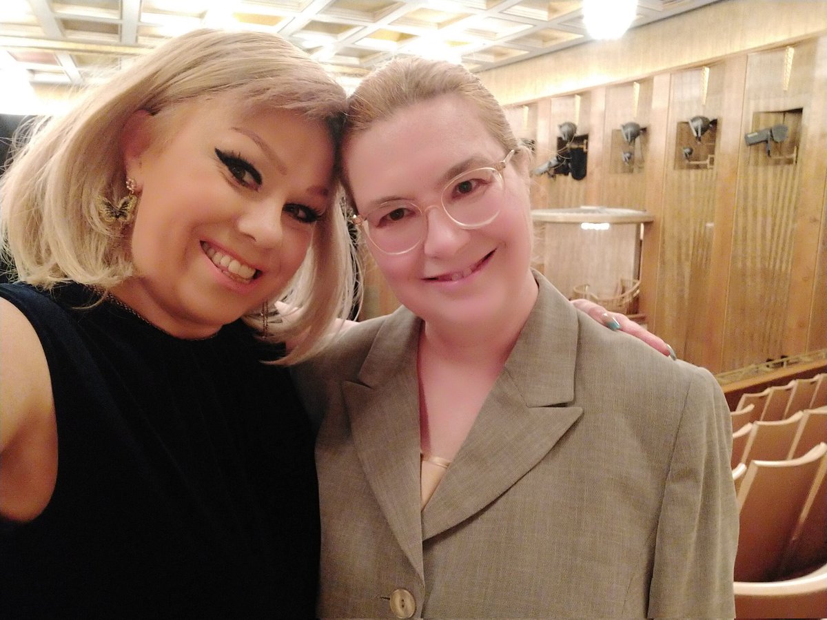 Daughter Zhivago tweet media