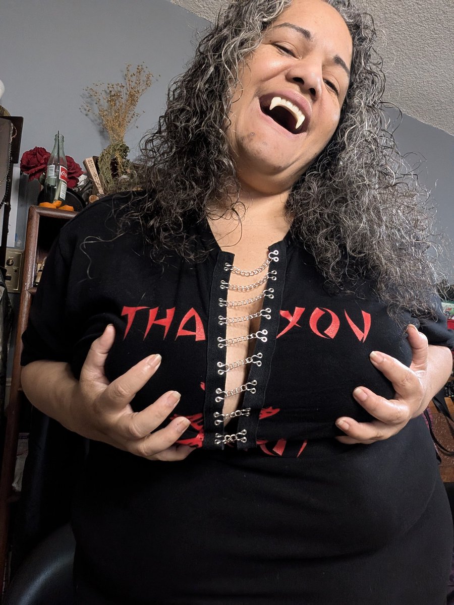 Goddess Inna Bathory tweet media