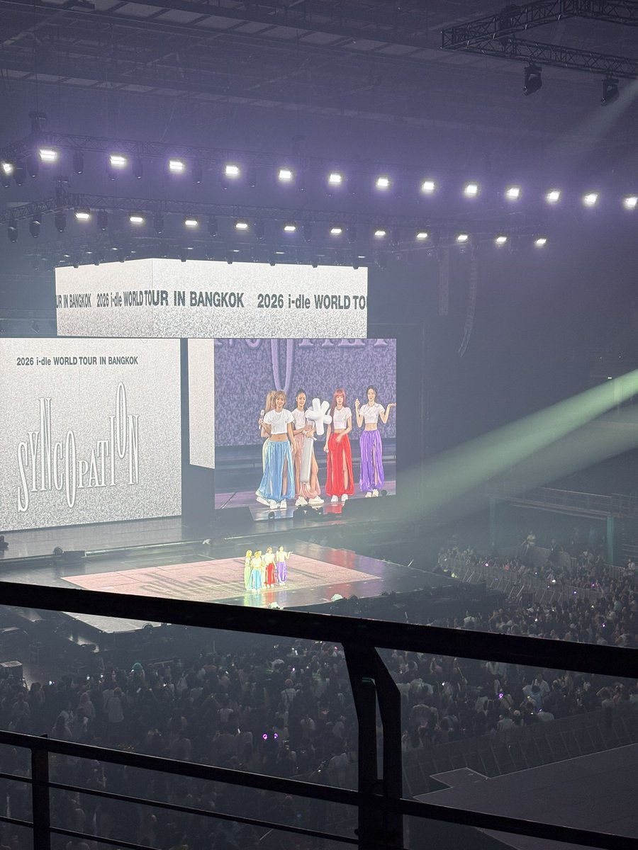 ไม่มีอะไรจะทำให้มีความสุขเท่าได้เติมไอเดิลจิงๆนะ เป็นสิ่งที่ตั้งตารอคอยในทุกๆปี และเป็น1ปี5เดือนที่คิดถึงมากๆเลย สัญญาว่าจะทำตัวเองให้ว่างแล้วไปเจอให้ได้ตลอดนะTT
#2026_idle_WORLDTOURinBKK