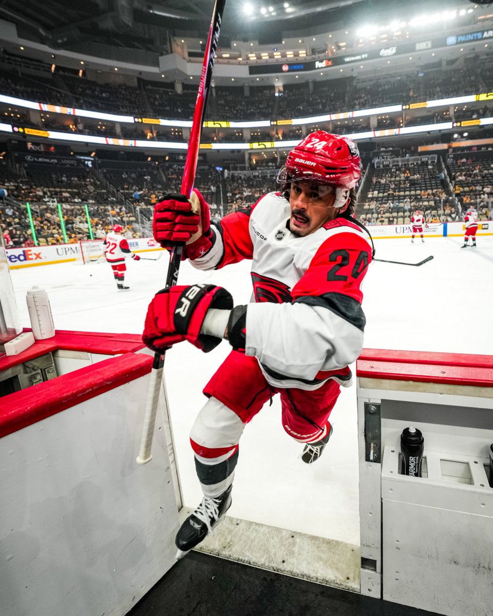 Carolina Hurricanes tweet media