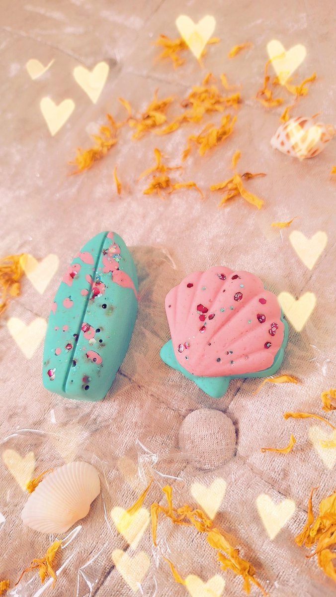 seatangles     * tweet media