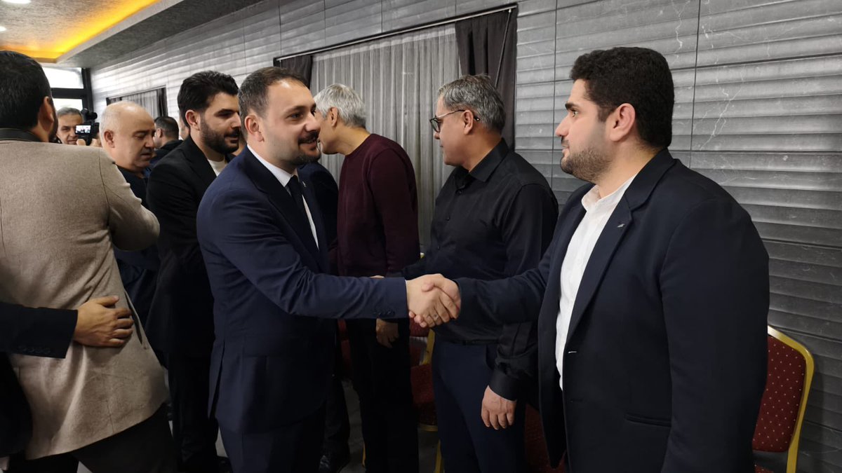 sehmuz_onlu's tweet photo. Düşünce ve İnanç Özgürlüğü Platformu olarak bayramlaşma programımızı Memur-Sen’de gönül birliğiyle gerçekleştirdik. Yoğun ilgi ve samimi katılımlarıyla bizleri onurlandıran tüm misafirlerimize yürekten teşekkür ediyoruz.

Bayramın; başta Gazze ve İran olmak üzere acının hüküm sürdüğü tüm coğrafyalarda gözyaşının dinmesine, savaşların son bulmasına vesile olmasını diliyoruz. Bu mübarek günlerin insanlığa barış, merhamet ve umut getirmesini temenni ediyoruz.
