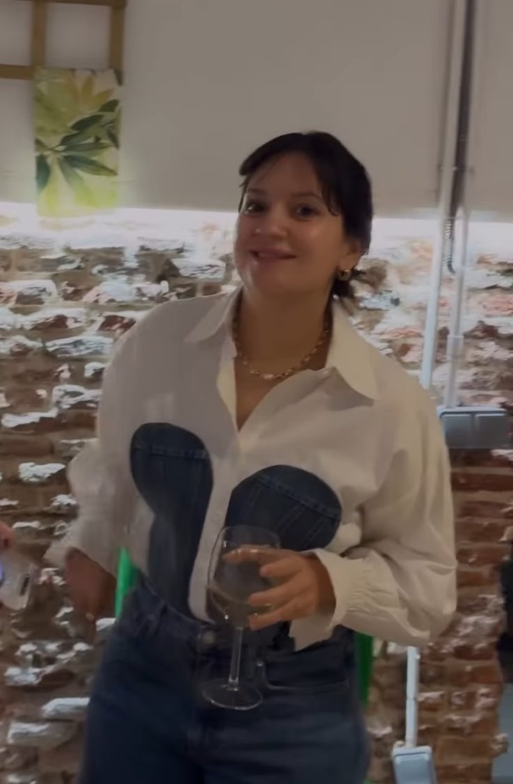 color venial tweet media