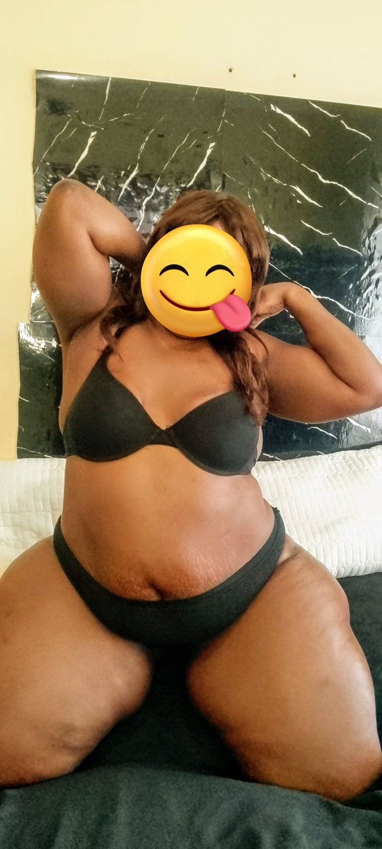 JuicybehindXxx tweet media