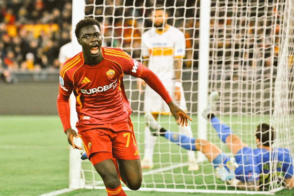 Mister8🟡🔴🐺 tweet media