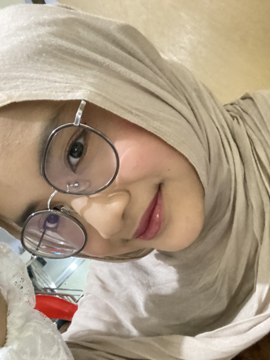 evakkuasi's tweet photo. cintak bgtt sm skintint mad for makeup 🫶🏻🫶🏻 https://t.co/YVHi01BeCT