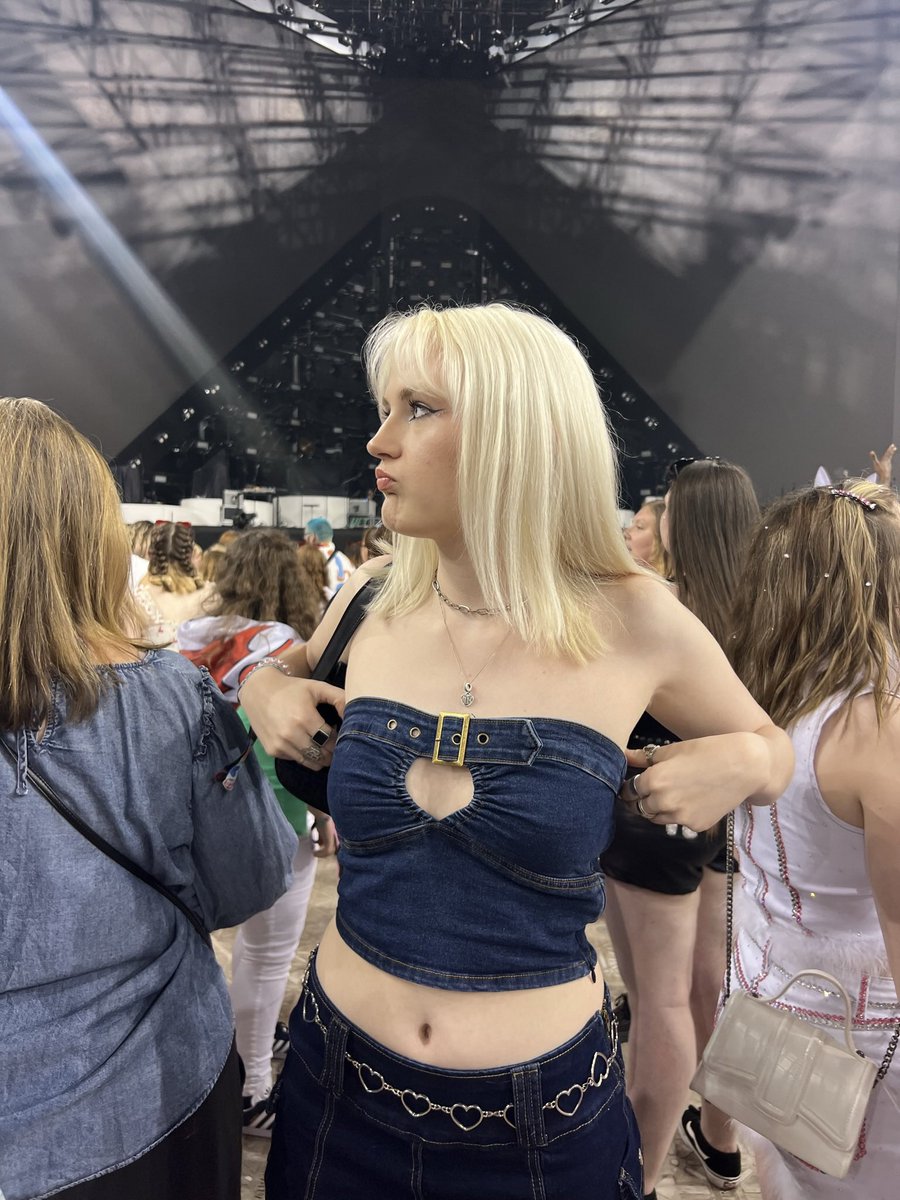 charli ♡ tweet media