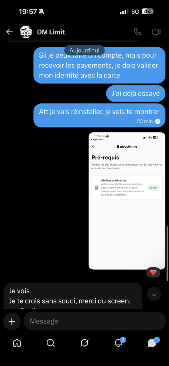 NeylaaBaby's tweet photo. @JustBuyMan ma dm en me demandant une vidéo spécifique, j’accepte, mais j’explique que mes paiements se font que par PayPal parce que pour l’instant je n���ai pas la possibilité de valider mon identité et maintenant il vient faire un tweet en parlant d’arnaque Bref #moneyslave https://t.co/RBz8FoDRcW