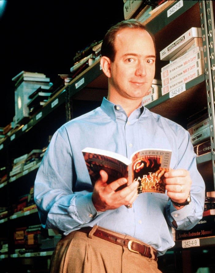 cold_war_facts's tweet photo. 305: “jeff bezos in the 90’s was literally so fucking cute it makes me go crazy i want to touch him” https://t.co/zCQD4Jpw8Z