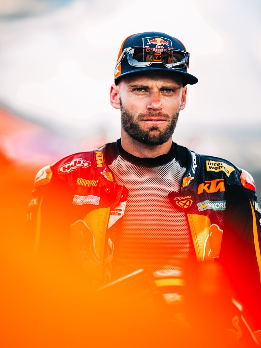 RED BULL KTM FACTORY RACING tweet media
