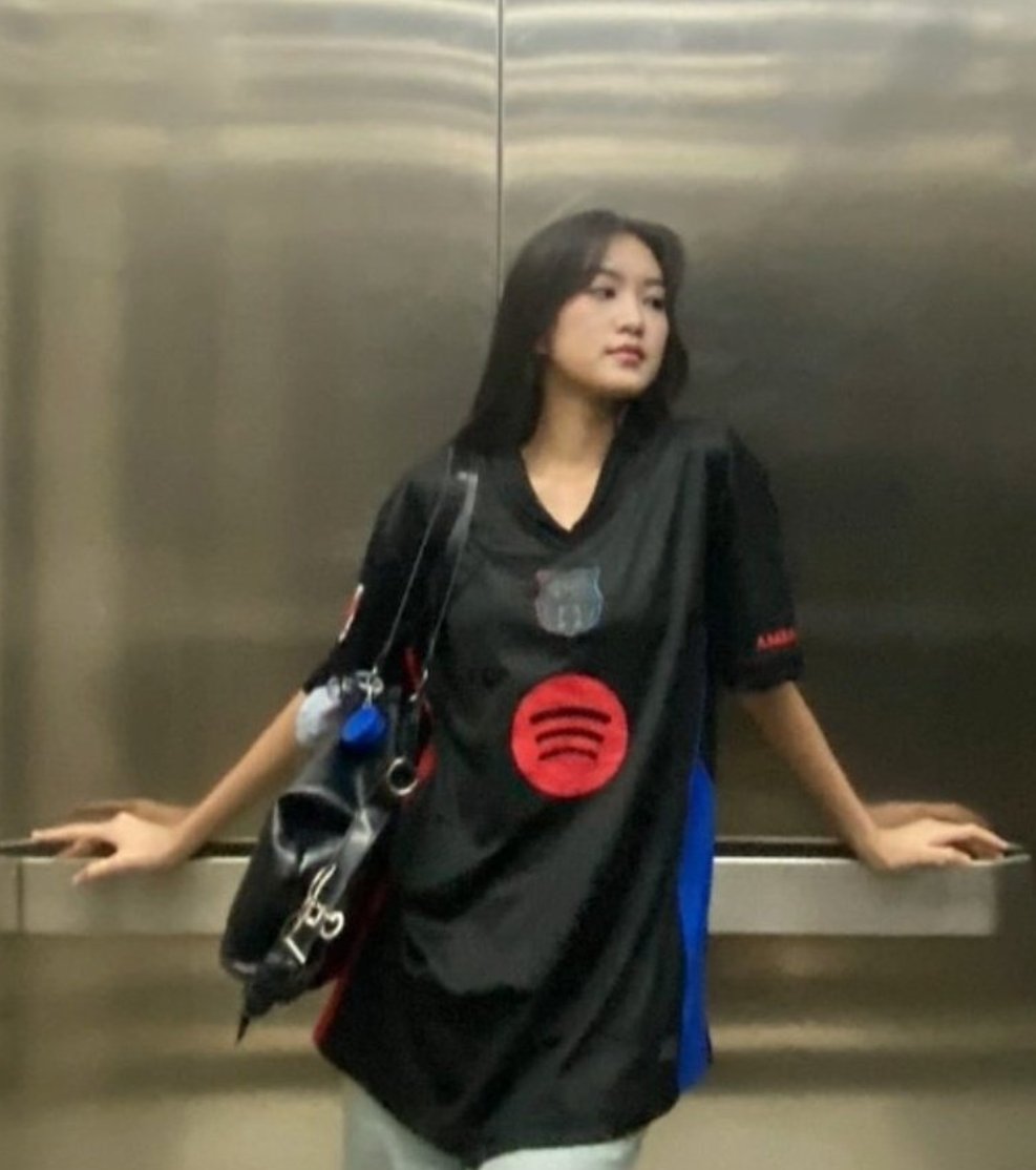 Anzarra Djahran (An) 🎩 tweet media