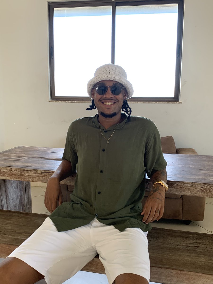 neguinho tweet media