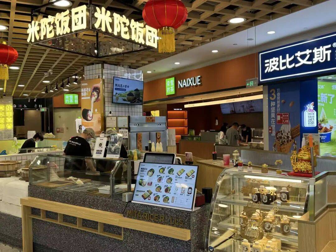 john churchill tweet media