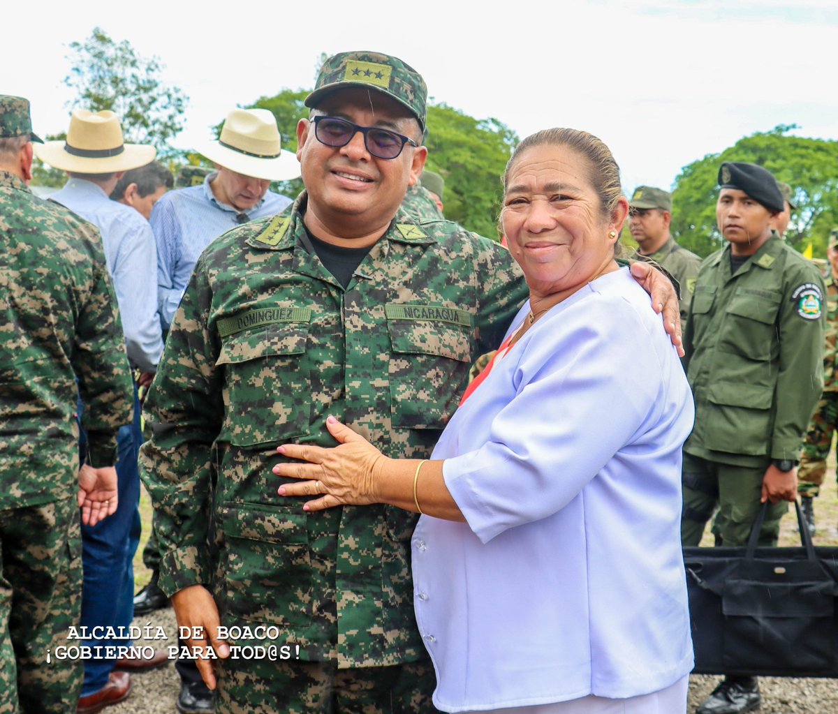 1/5 🧵#Nicaragua I ¿Alcaldesa de Boaco Eufemia Estela Montes se insubordina al Ejecutivo?
¡Atención, abogados y notarios de Boaco! La alcaldesa Eufemia Estela Montes y su Concejo Municipal andan cobrando C$ 800 de matrícula anual + C$ 400 mensuales de IMI solo por "tener un