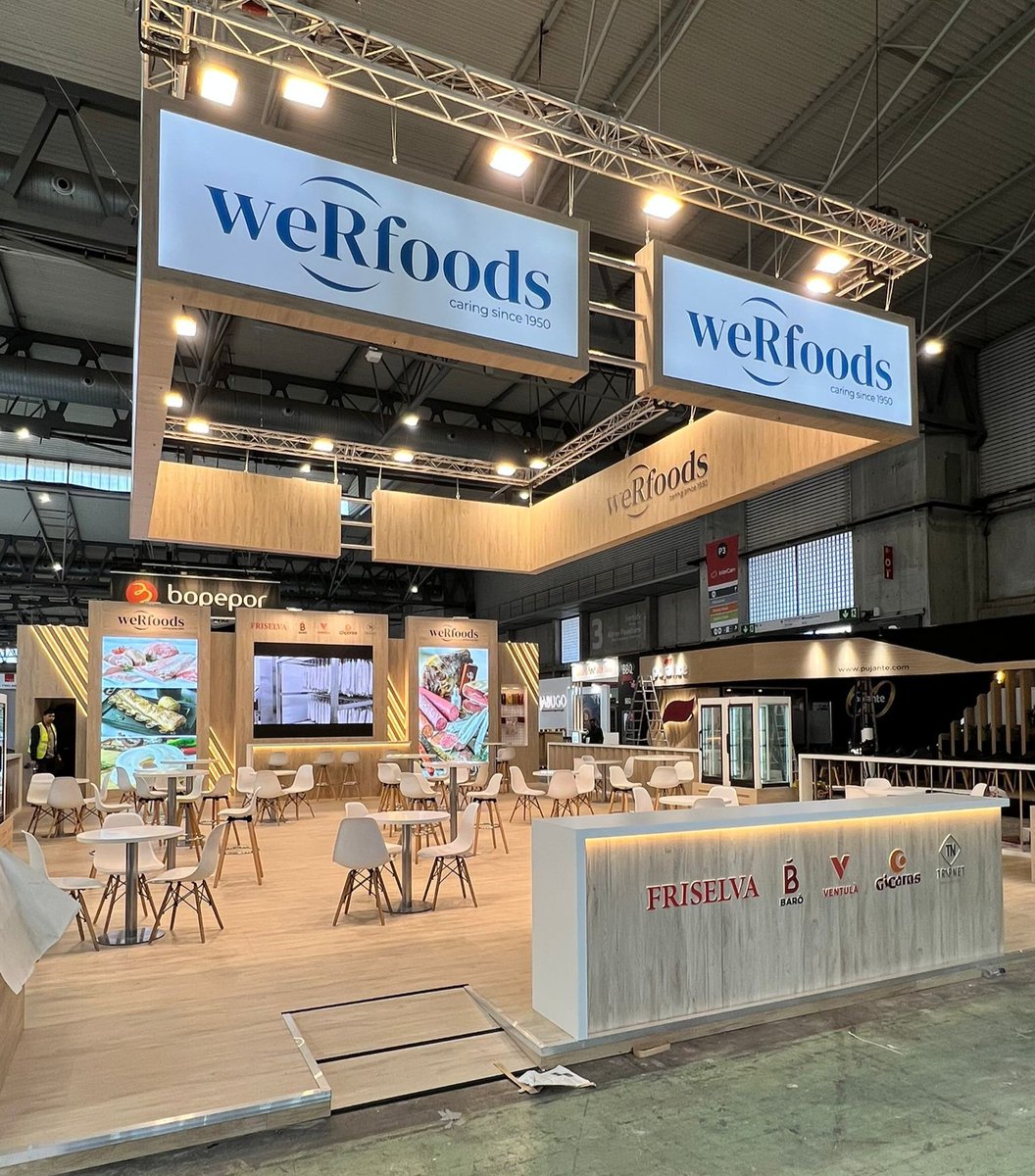 stands dm spacio tweet media