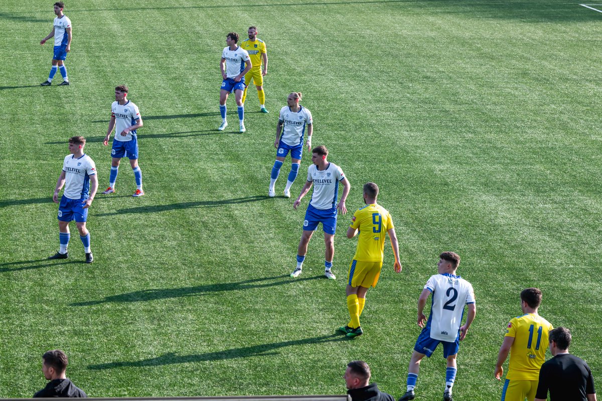 GomboczSteve's tweet image. Defending the Shakers goal during the game Bury v Bootle on 21/3/26. Well played. #BuryFC #PartOfIt @whitebluearmy @buryfcofficial #bfc140 #shaker