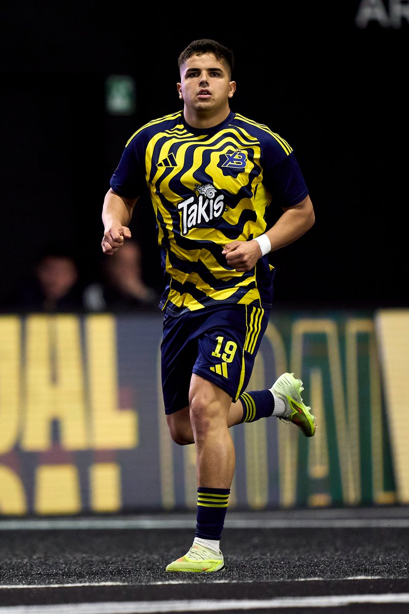 Estamos presenciando una exhibición de Galde Hugue 🤯