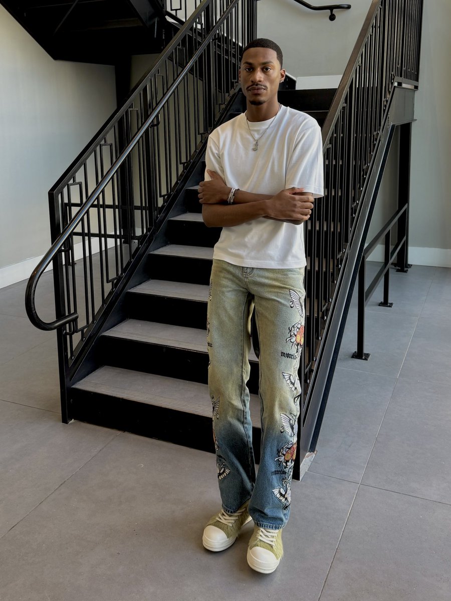 Mr.Band$ome tweet media