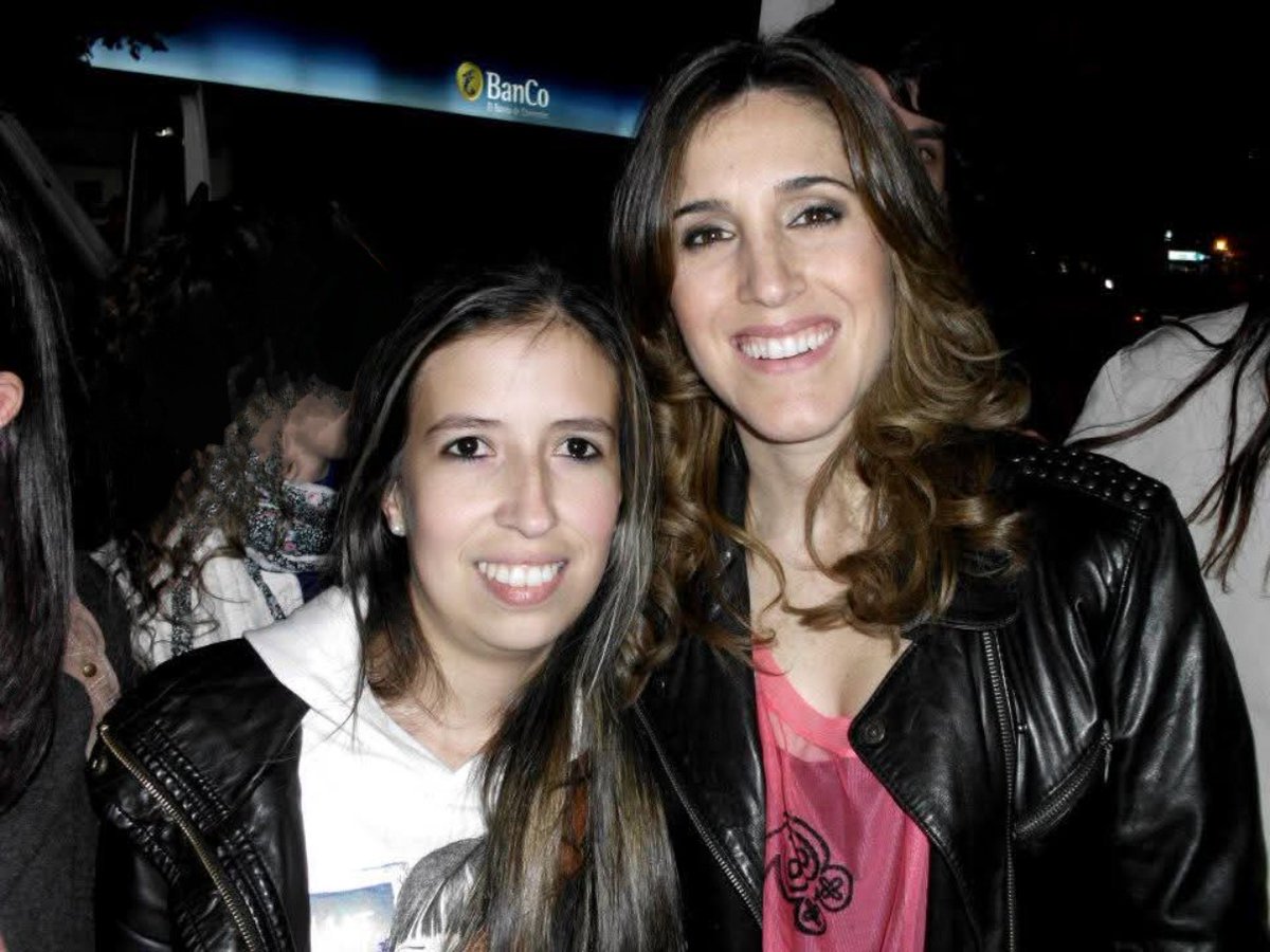 Piia_zeta's tweet photo. #LaSole30 y mucho que decir, historias que contar..y sobretodo MUUUUCHA FELICIDAD ♡ te elijo una y mil vidas mas! https://t.co/WWZ5Ug4RjK