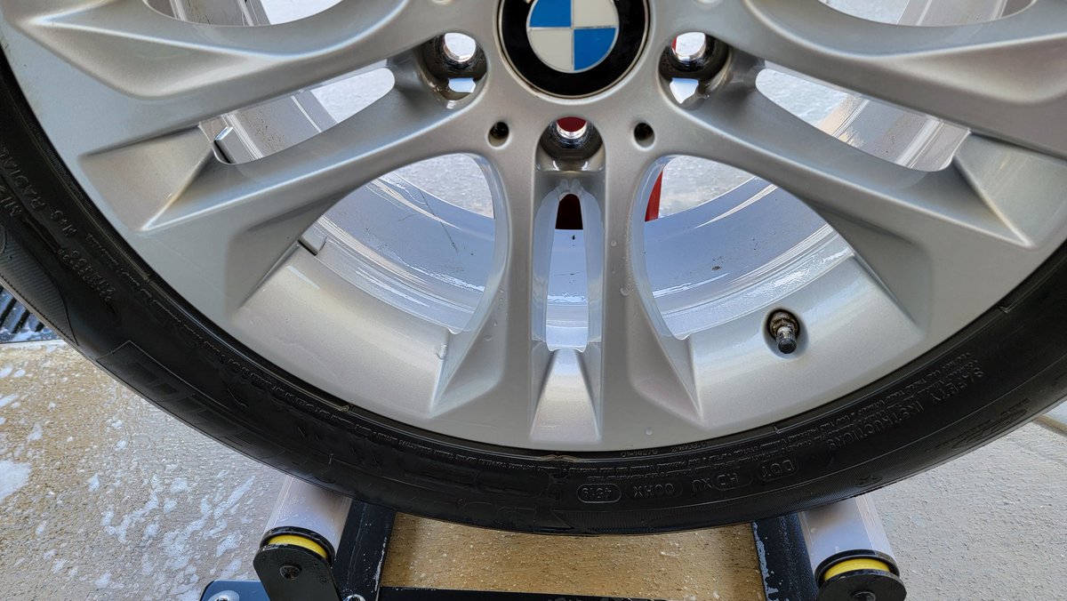 Jesse Riley tweet media