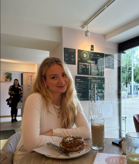 Lavender tweet media