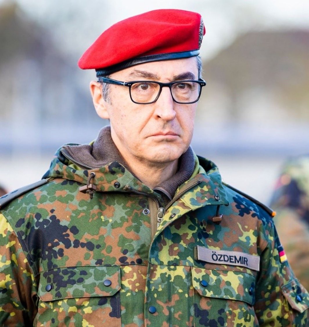 Simon Jacob🌹 tweet media