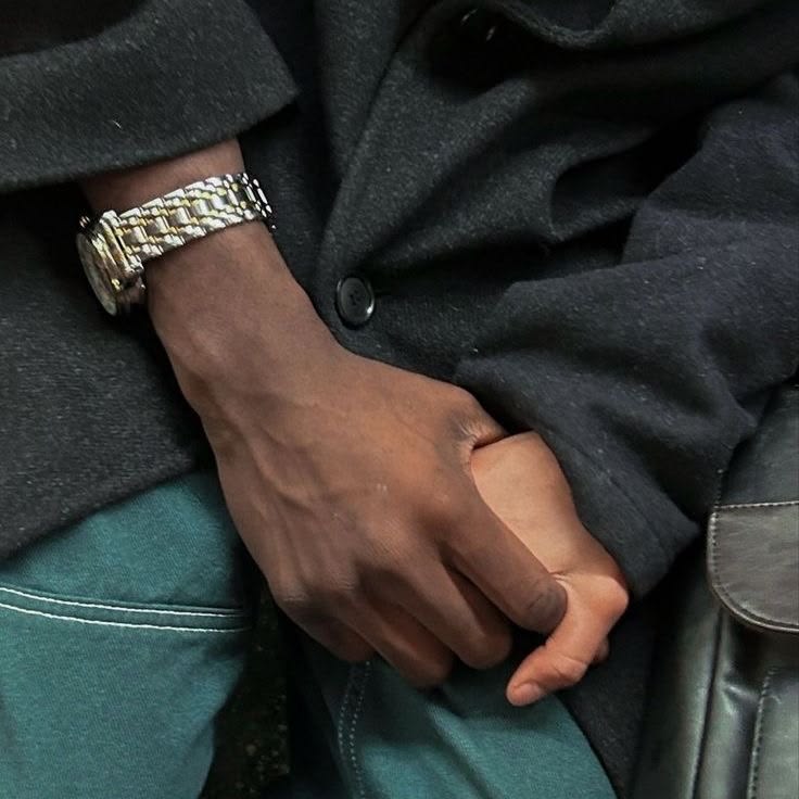 Lucas Sinclair shady facts ❤️ #1 KIKI GLAZER tweet media